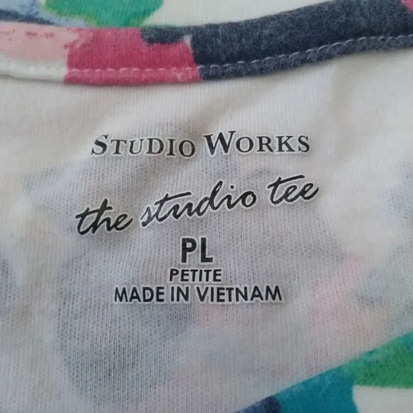 Studio Works Colorful Floral Pattern Short Sleeve The Studio Tee Petite Large - Picture 3 of 12